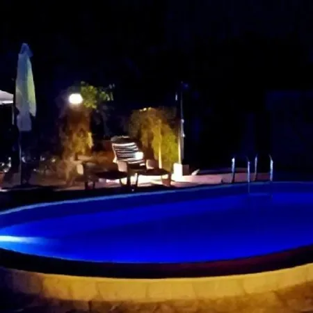 Apartment House Pod Suncem *