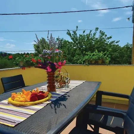 House Pod Suncem Apartment