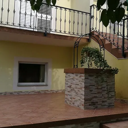 Apartment House Pod Suncem Sibenik