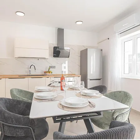 House Pod Suncem Lejlighed