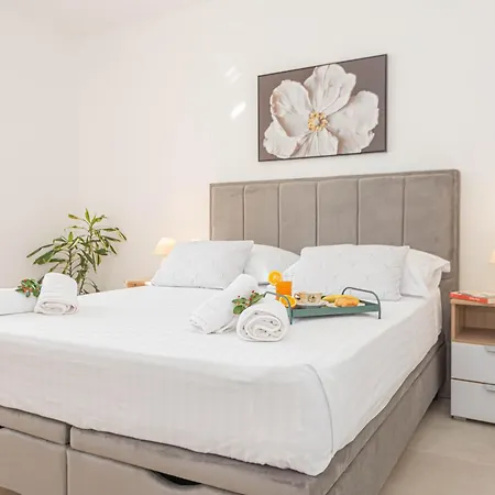 Apartment House Pod Suncem Sibenik