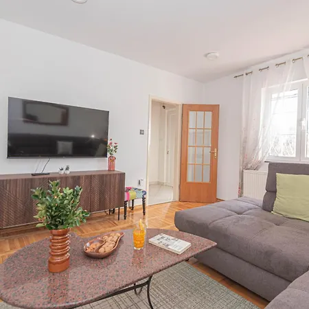 Apartment House Pod Suncem *