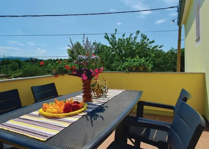 House Pod Suncem Lägenhet